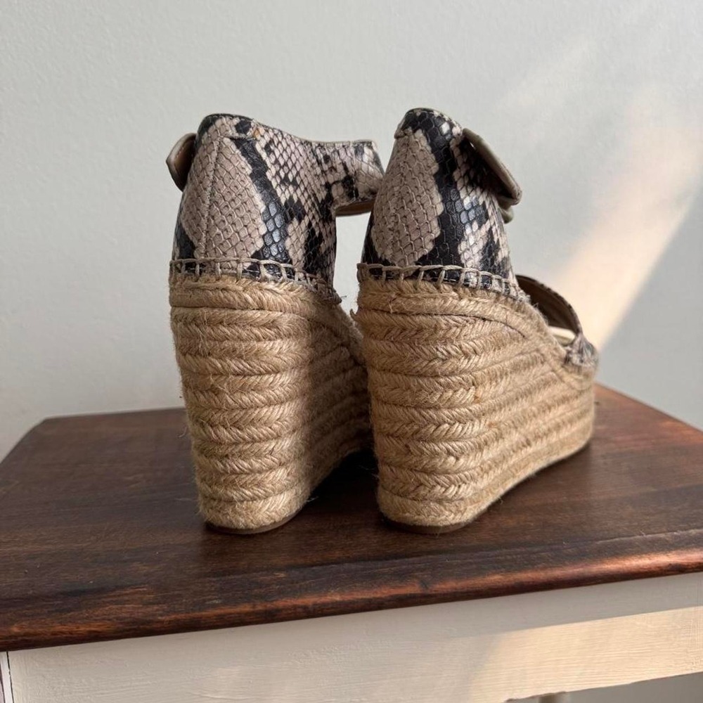 Marc Fisher faux snakeskin espadrille raffia wedge size 7 - Picture 6 of 8